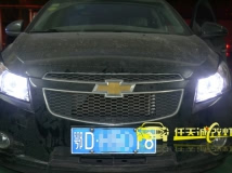 雪佛兰科鲁兹 改装Q5栓光透镜 白色天使眼 欧司朗灯泡 奥迪安定