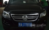 大众进口Tiguan 车灯改装海拉5双光透镜、全新飞利浦D1S氙气灯泡、博世快启安定器