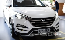 现代途胜车灯改装任天诚定制黄金版双光透镜、飞利浦XV D1S氙气灯泡、澳兹姆安定器