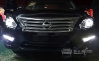 日产天籁 车灯改装新款原厂欧标Q5透镜、飞利浦XV 4800K灯泡、原装位安定器、天使眼