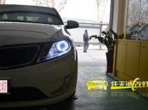 起亚K2 改国产Q5透镜 雪莱特灯泡 光普安定器 白色天使眼