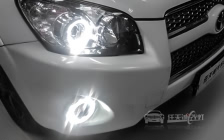 丰田RAV4 车灯升级上海奥迪Q5双光透镜、全新飞利浦XV氙气灯泡、澳兹姆安定器、天使眼