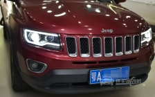 Jeep指南者 大灯改装指南者仿大切诺基款双光透镜大灯总成、雪莱特H7灯泡、澳兹姆安...