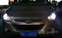 现代ix35 大灯改装全新海拉5双光透镜、飞利浦XV 4800K顶级氙气灯泡、小糸安定器