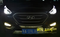 现代ix35 车灯改装Q5双光透镜、全新飞利浦D1S氙气灯泡、法雷奥安定器、雾灯黄金眼氙灯