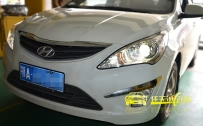 现代瑞纳 车灯改装原装小糸Q5双光透镜、全新飞利浦D3S灯泡、华科安定器、欧司朗恶魔眼